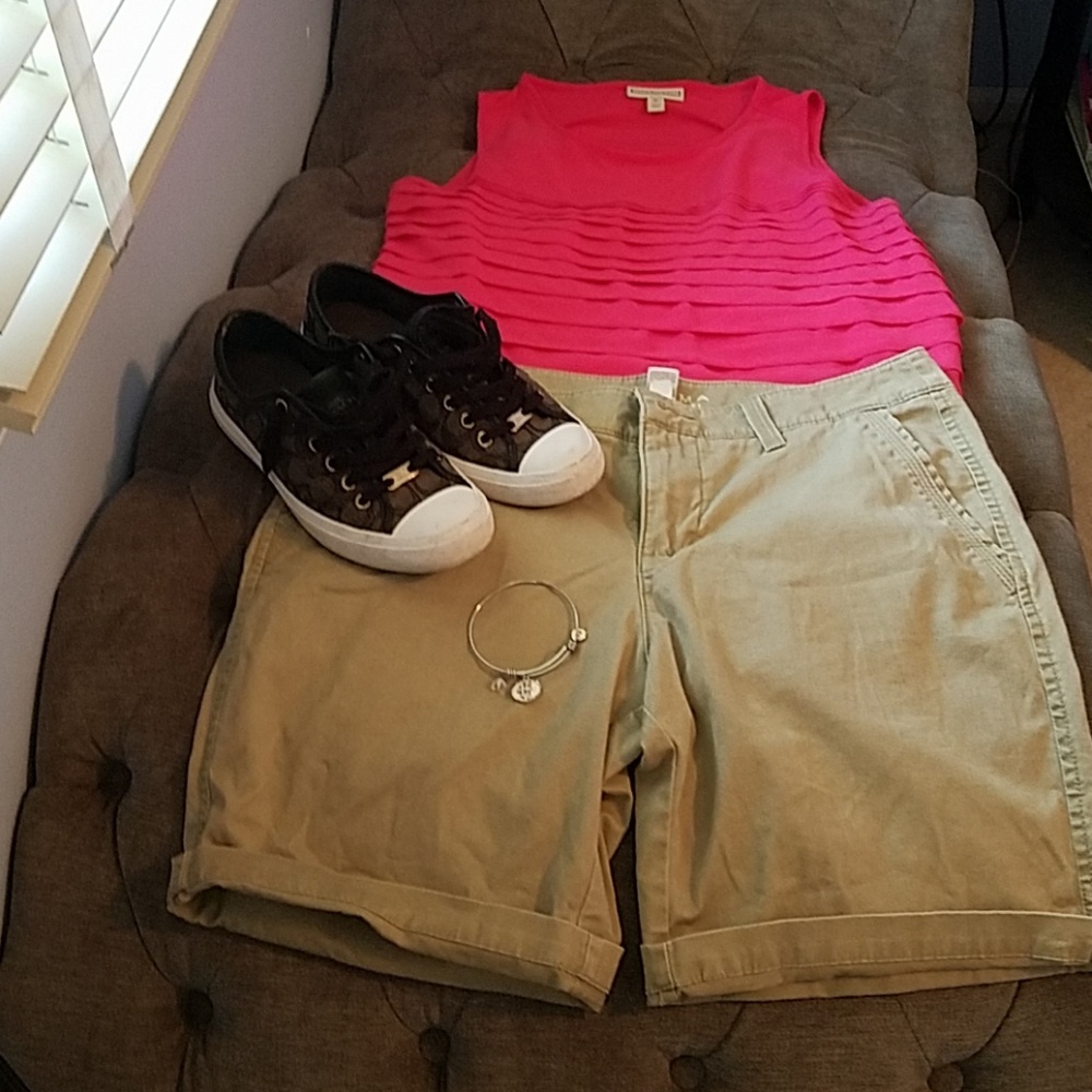 Sonoma Life + Style khaki shorts